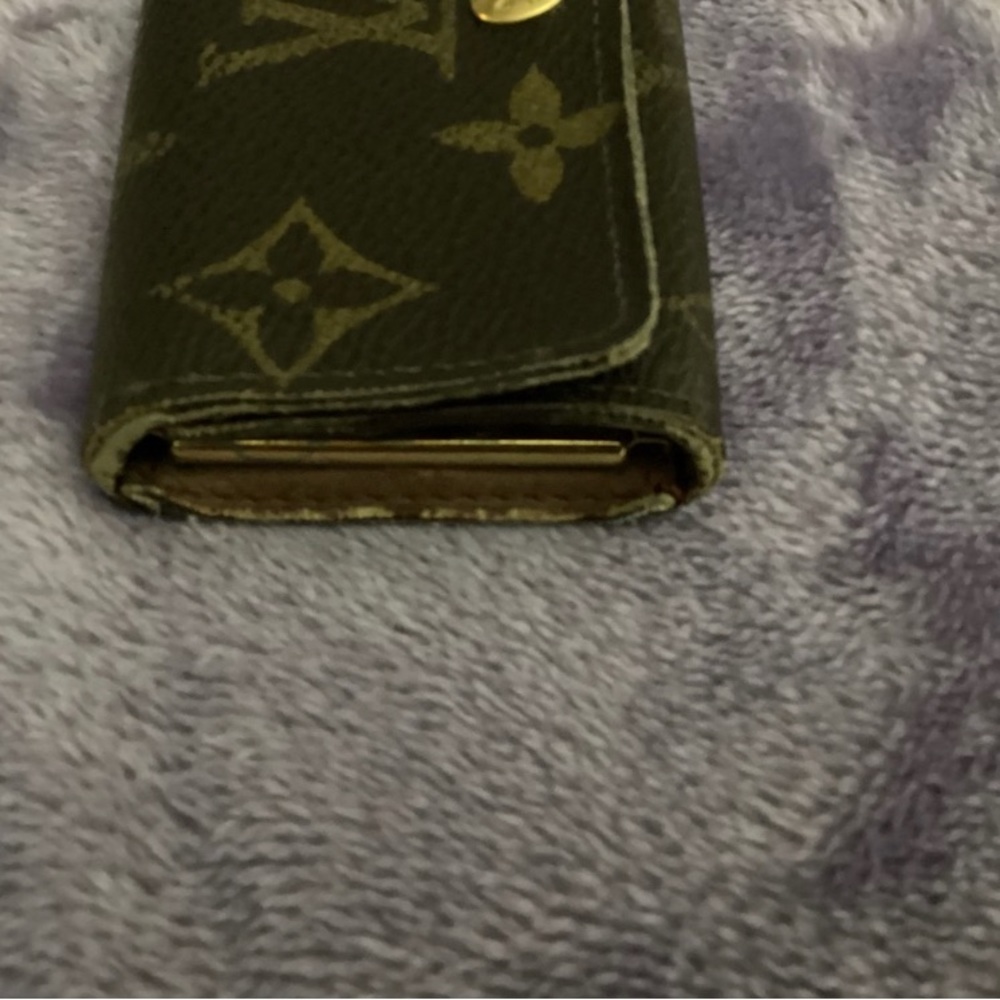 Louis Vuitton Keyholder - image 5